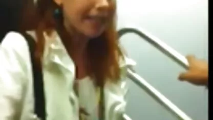 Falló flash-pelirroja mujer se pone muy enojado en el tren esperanza gomez anal xxx