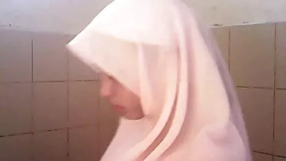 Intip tudung rosa tandor mamas españolas follando