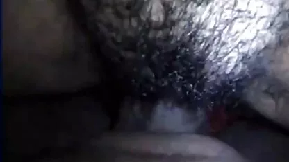 Extremadamente Peludo de la india Coño y el culo follada-pov rubias hermosas lesbianas