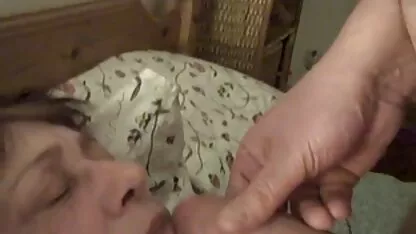 Viejo perverted mucama consigue semen en su cara sexo caliente xxx
