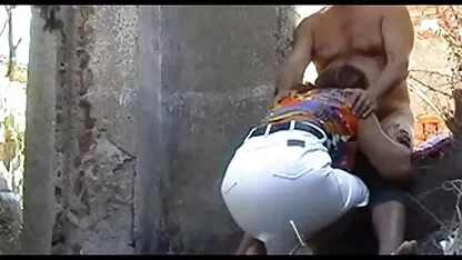 Cámara oculta follando y dejar que un voyeur participar ver petardas gratis