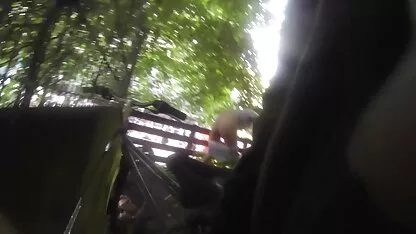 Intermitente 3 Chicas Calientes en un festival  petardas salvajes