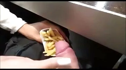 Sos adicionales mujeres desnudas gay