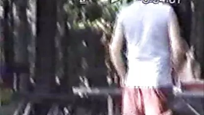Esposa chupa extraños en el parque  xxx anal japonesas