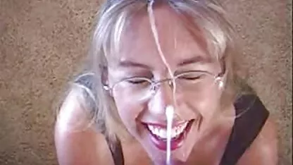 Rubia MILF gefickt und vollgespritzt ver porno espanol