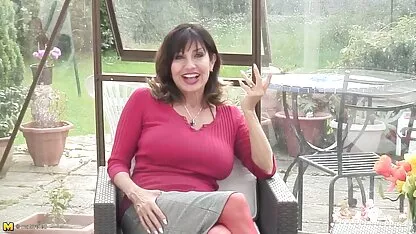 Hermosa madura, mamá, con coño hambriento videos de sexo gordibuenas