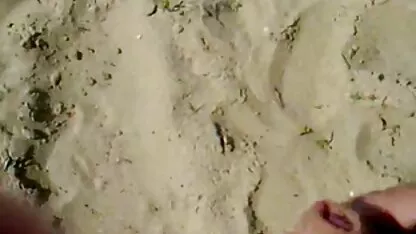 Masturbándose en la playa con corridas. Ruso modelos desnudas hd