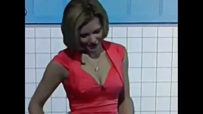 Rachel riley Pezones, escote + Culo latinas tetonas desnudas