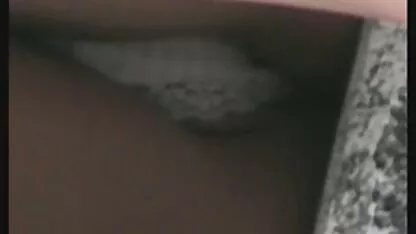 Upskirt 6 mama e hijo insesto