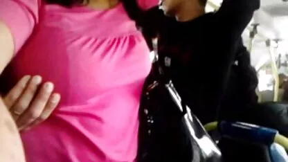 Touc mis tetas - encoxando maduras cachondasxxx