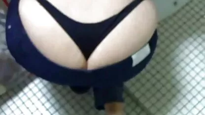 Niño catches su grande culo mamá correa slip 2014 mujeres africanas cachondas