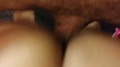 Filipina folla doggystyle en la baño madre y hijo follando en español