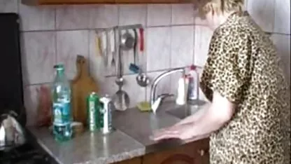 Abuelita y la joven niño videos incesro