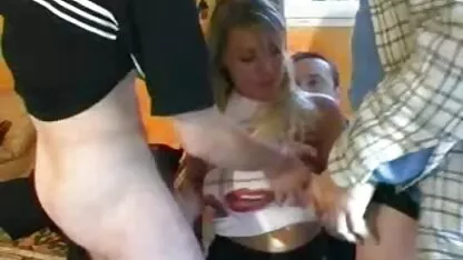 Compartiendo su esposa caliente 3 tetas de teens