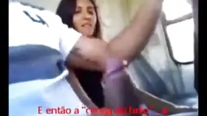 Amateur masturbación con la mano en un autobús anal morritas