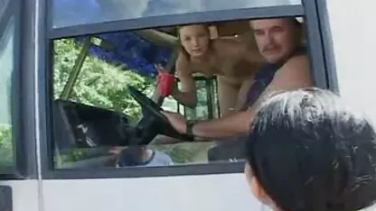 Golpeó en mi van grupo maldito orgía recogido arriba de stree videos de brazzers hd