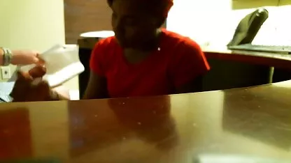 Ébano mamada durante la entrevista de trabajo (real) videos sexo anal trios
