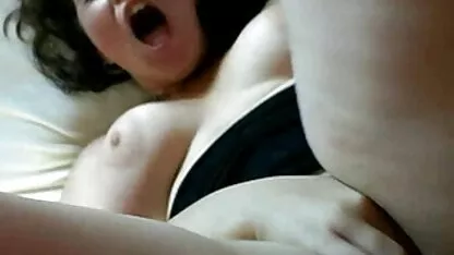 Cachonda morena novia consigue su coño relleno duro videos en cerdas