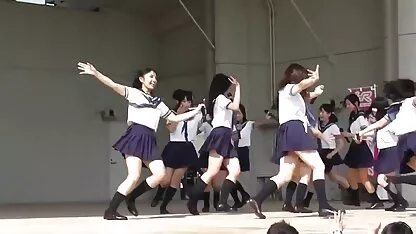 Lindo Japonés estudiantes bailando michimarin porn