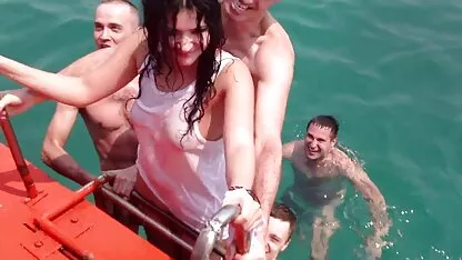Adolescente ruso de mierda en el mar Tailandés sexo rico con gorditas