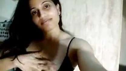 Indio MILF jugando folladas amateur