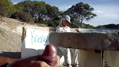 Masturbándose apagado en frente de la abuelita pornos argentinos