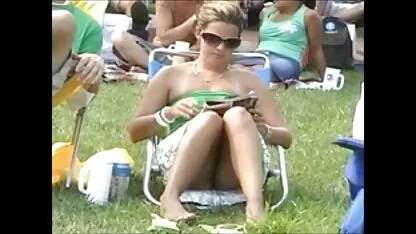 Upskirt sentado 2 xxx gordas españolas