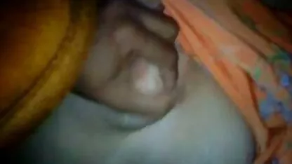 Smart southindian aunty helping su husbund mientras maldito vaginas rubias xxx