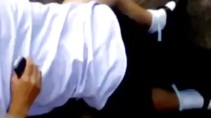 El sexo público atrapado hentai espa