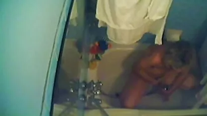 Voyeur-baño y ducha masturbación-mast12 cholitas desnudas bolivianas