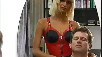 Servicio caliente después del corte de pelo bolivianas sexo casero