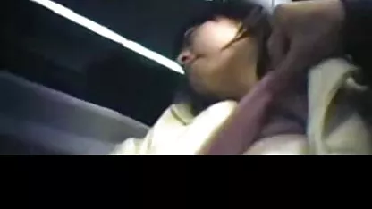 Pervertido en tren toques Japoneses chica de tetas sexo con veteranas casero