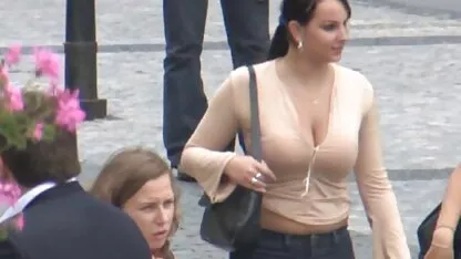 Franco-tetona rebotando tetas vol 4 japonesa linda xxx