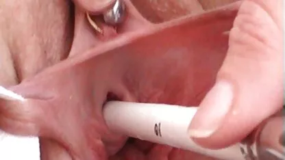 Cervix y peehole maldito con object masturbándose urethra petardas vajinas grandes