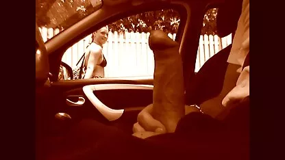 Dick flash en el coche, varias chicas viendo videos xxx bien cachondos