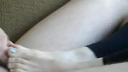 Azul esmalte de uñas pie de empleo famosas y sus videos xxx