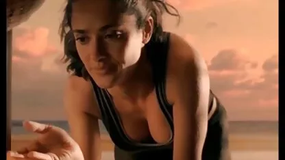 Salma hayek xxx con ropa