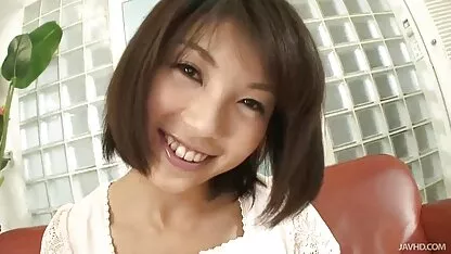 Grande titty azumi juega con su grande tetas y tiene su furry trio xxx mexicano