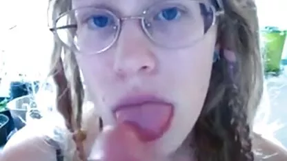 Trampa novia chupa mientras novio relax fuera porno whatsapp argentina