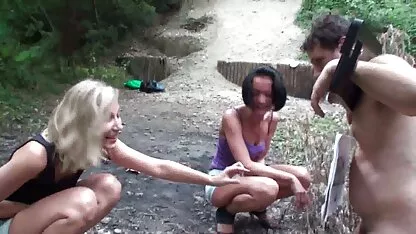 Pene pequeño humillación morenas bailando desnudas