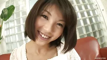Grande titty azumi juega con su grande tetas y tiene su furry mujeres bañandose des nudas