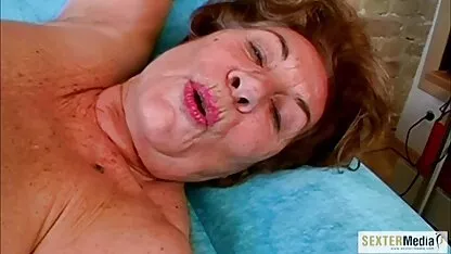 Hilfe! Sexsuechtige oma!!! hentai sexo en español