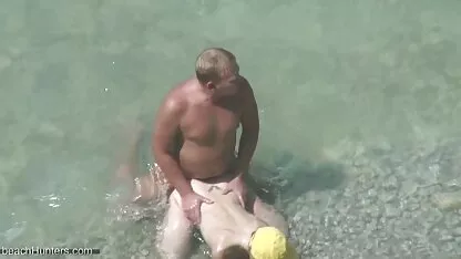 Pareja en la Playa comprado por hidden cam videos x de españoles