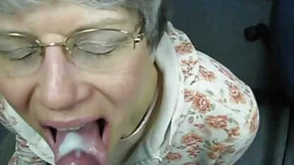 Oma liebt warmes semen im boca videos xxx nuevos en español