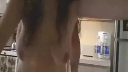 Amateur morena cocina mierda divertido porno con perros