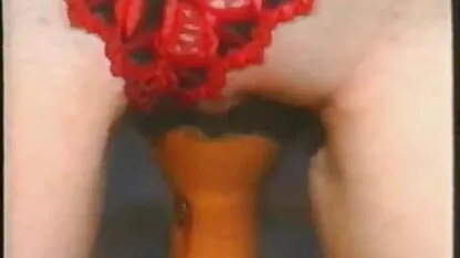 Usando el poste de la cama sexo anal mexicano casero