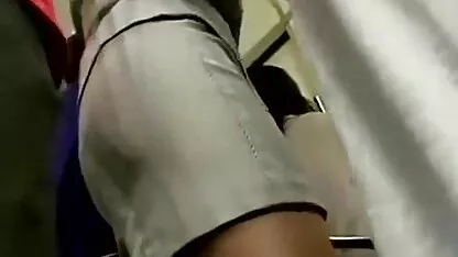 Japonesa acosada #metro xxx dos mujeres con un hombre