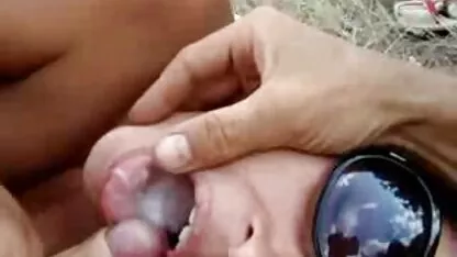 Webman-chica chupando polla en la playa modelo argentina xxx