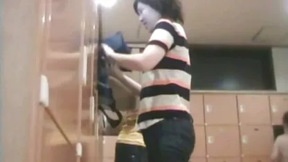 Las mujeres de baño expuestos en voyeur videos caseros de maduras gratis