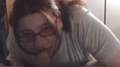 Real amateur nerd esposa chupa polla pov pagina porno español